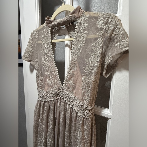 NWOT Olivaceous Sheer Lace Maxi Dress - Picture 4 of 15